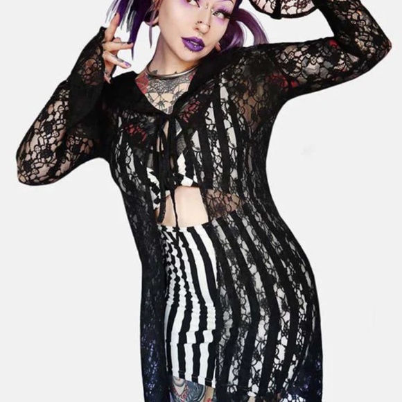 Forest Ink Solstice Duster, Witchy Lace Shawl - Picture 3 of 11